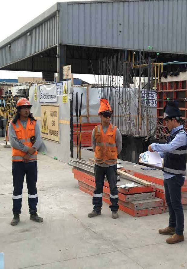 Coordinación en campo con el equipo de obra
