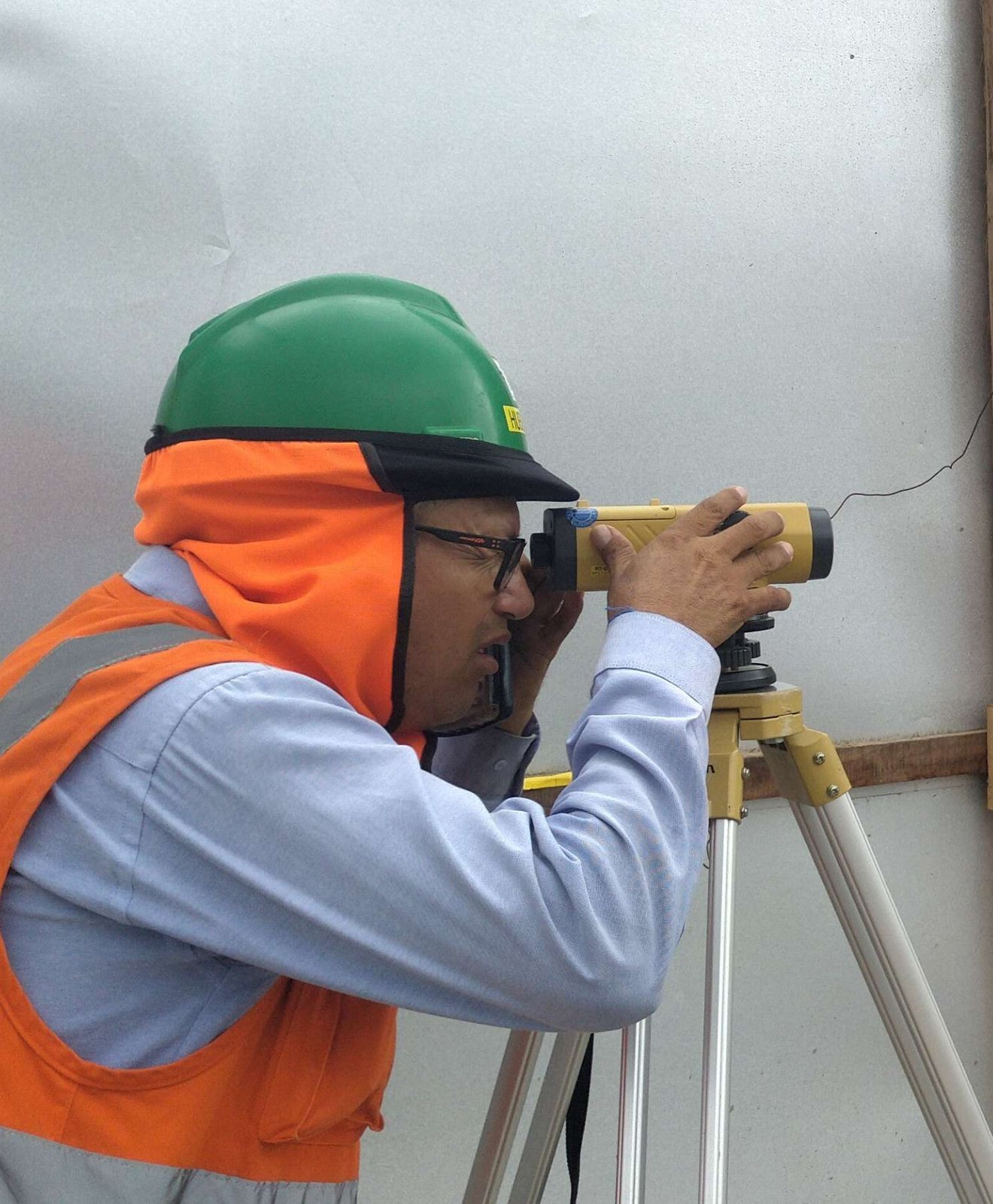 Control topográfico con nivel de ingeniero